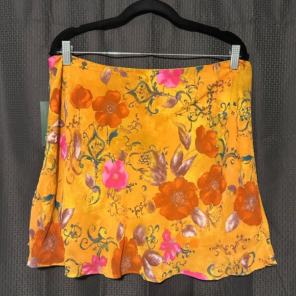 NEW Wild Fable- Target Brand Gold Floral Mini Skirt Women’s Size XXL - Picture 4 of 7